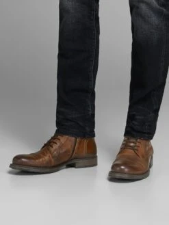 Jack & Jones Boots & Laarzen Veterboots Russel Heren Bruin -Herenschoenen Winkel 91e96275f59e263d48b20ab3534f290b