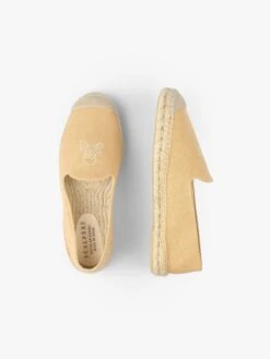 Scalpers Lage Schoenen Espadrilles Skull Heren Geel / Mosterd 15 Scalpers Lage Schoenen Espadrilles Skull Heren Geel / Mosterd -Herenschoenen Winkel fc299ed6d3972cd2c3650f71d83e294e